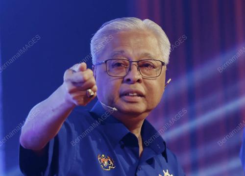DATUK SERI ISMAIL SABRI YAAKOB