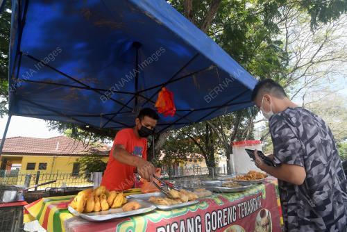 TINJAUAN PASCA BANJIR DI PENIAGA KUIH