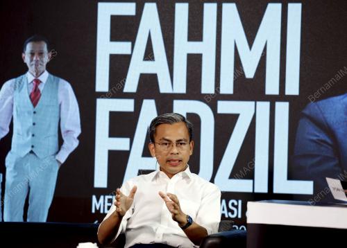 FAHMI FADZIL