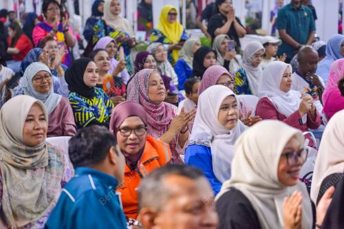 PESERTA WANITA