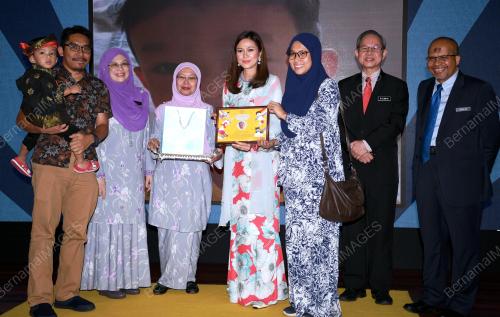 SG07_06112019_GRADUASI_BAYI_BN201911056546