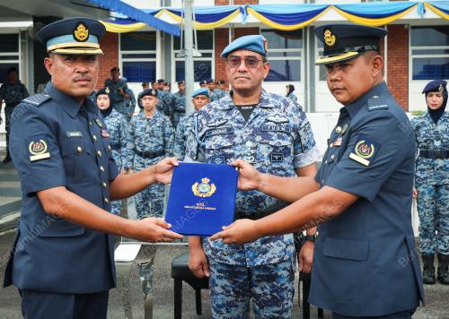 PANGLIMA TUDM HADIR HARI ANUGERAH KECEMERLANGAN TUDM TAHUN 2023