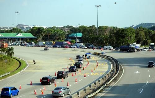 TINJAUAN SEKATAN JALAN RAYA
