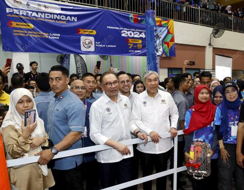 DATUK SERI ANWAR IBRAHIM