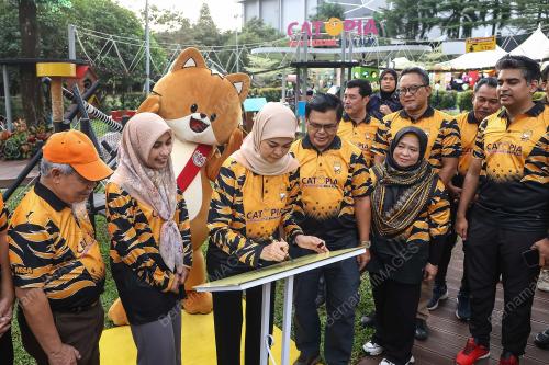 TENGKU PERMAISURI NORASHIKIN