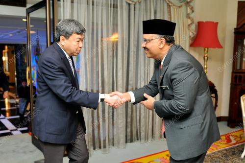 SG07_11102012_SULTAN_KSN