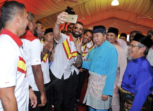 SG07_11122015_JAMUAN_TEH