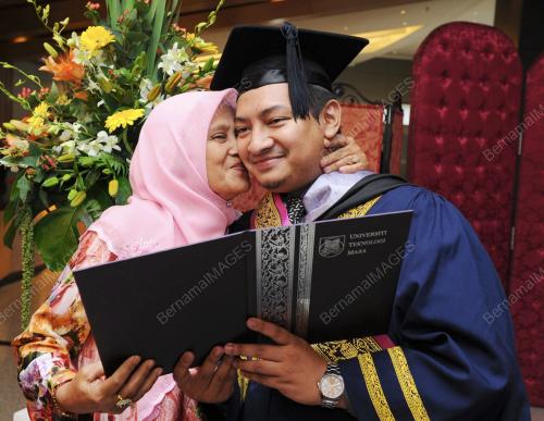 KONVOKESYEN UITM KE-74