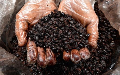 USAHAWAN SERBUK KOPI