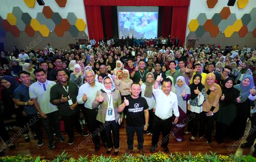SG07_12092019_TOWN_HALL_BN201909110758