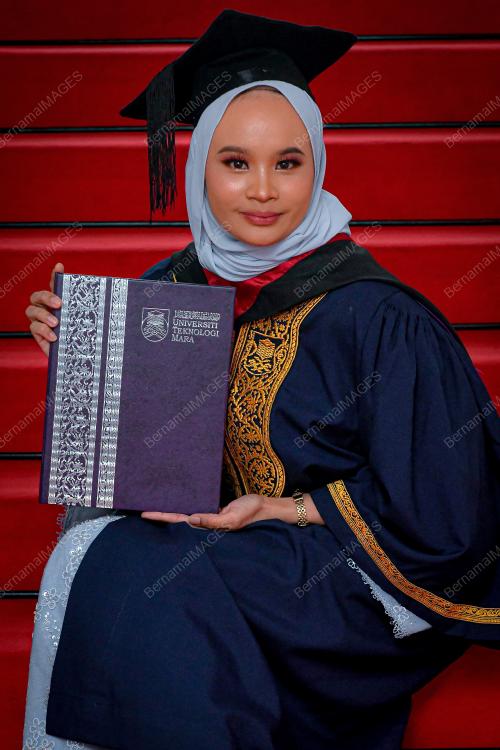 SEMANGAT KEMBAR YATIM PIATU KEJAR IJAZAH
