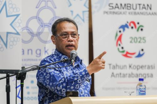 DATUK SERI ABDUL FATTAH ABDULLAH