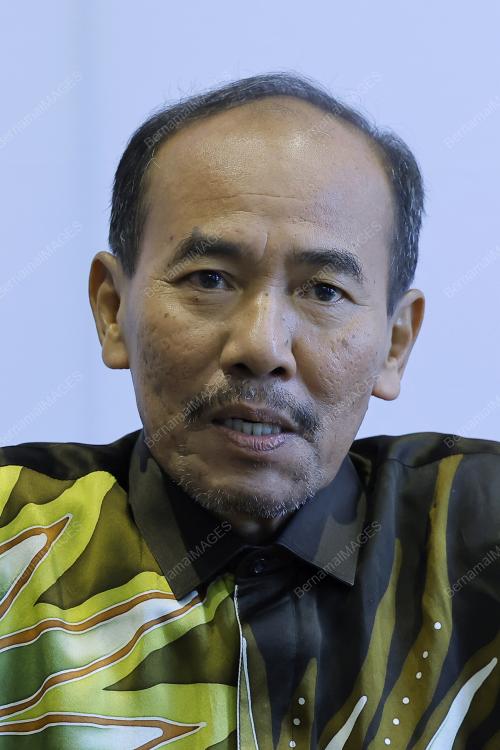 TAN SRI DR ISMAIL BAKAR