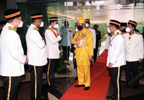 SULTAN SHARAFUDDIN IDRIS SHAH