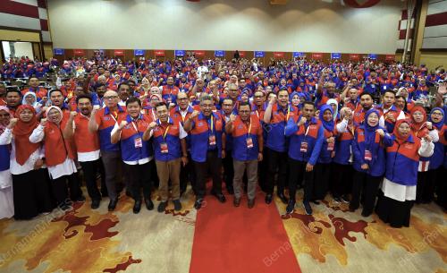 DATUK SERI AMIRUDIN SHARI