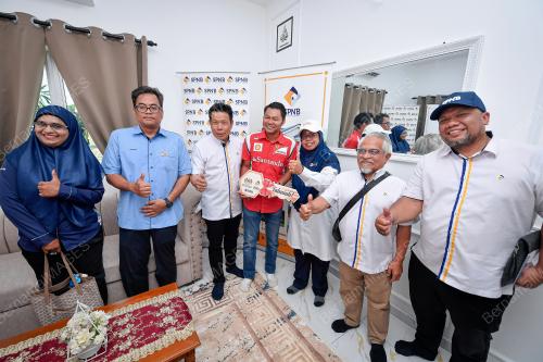 DATUK AIMAN ATHIRAH SABU