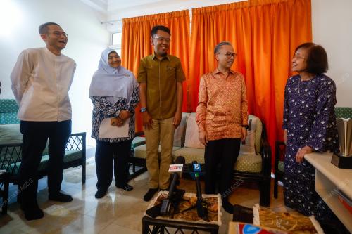 DATUK FAHMI FADZIL