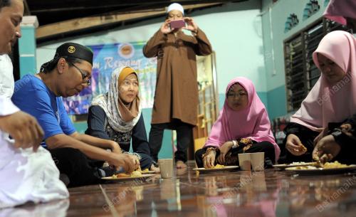 SG07_16062016_PRK_CALON