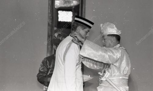 SULTAN SALAHUDDIN