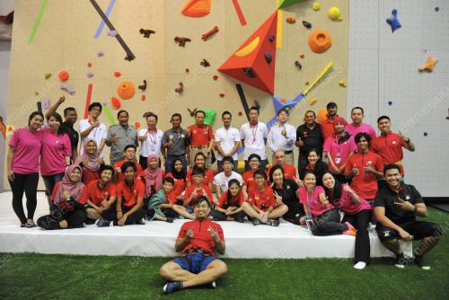 SG07_18032017_CLIMBING