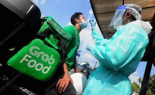 KHIDMAT PENGHANTAR MAKANAN MEMBUAT SARINGAN (COVID-19)