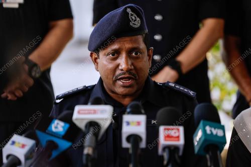 DATUK HUSSEIN OMAR KHAN
