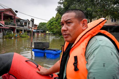 TINJAUAN BANJIR BUKIT KEMUNING SHAH ALAM