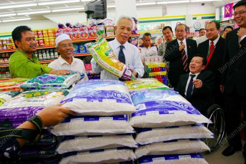 DATUK SHAHRIR ABDUL SAMAD
