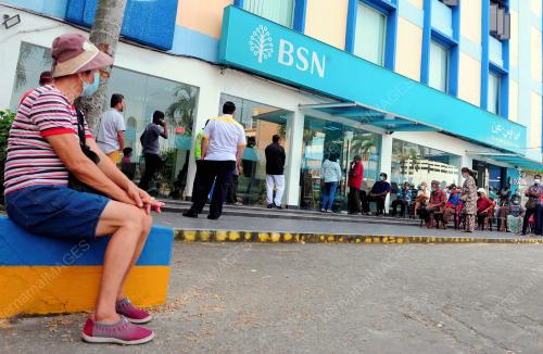 ORANG RAMAI MEMBUAT TUNTUTAN BAYARAN BPN 2.0