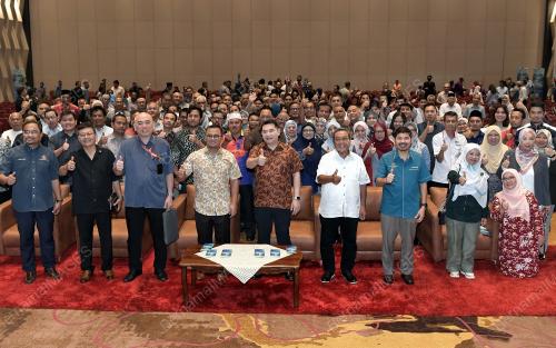 SESI TOWNHALL PADU