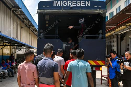OP MEGA JABATAN IMIGRESEN MALAYSIA NEGERI SELANGOR