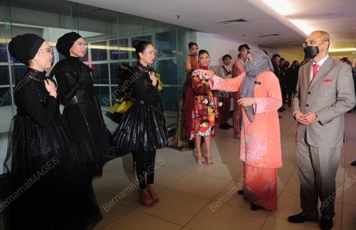 MSU INTERNATIONAL FASHION COLLECTION 2021