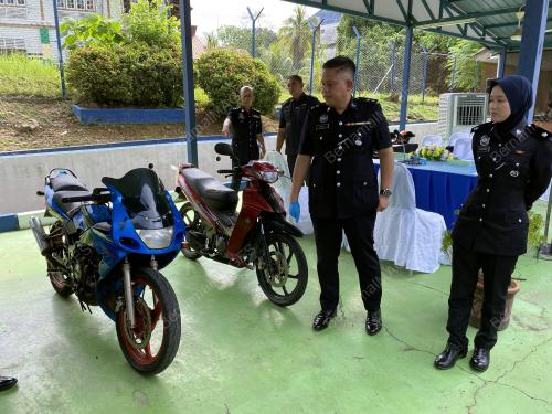 AHMAD FAIZAL TAHRIM