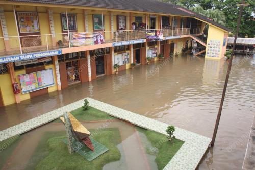 SG07_27032012_BERJALAN