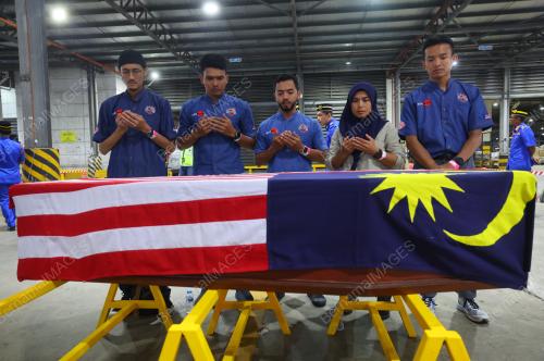 JENAZAH LEFTENAN KOLONEL AG ISKANDAR AMPUAN YAACUB