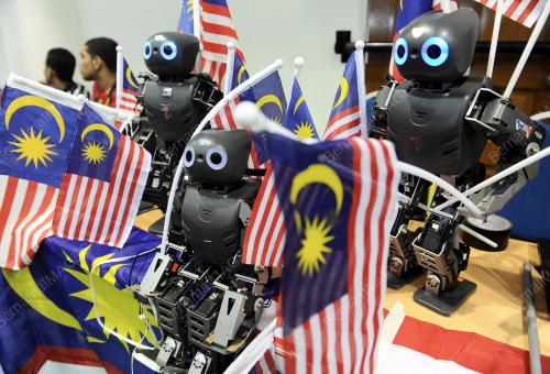 SG07_28082013_ROBOWORLD