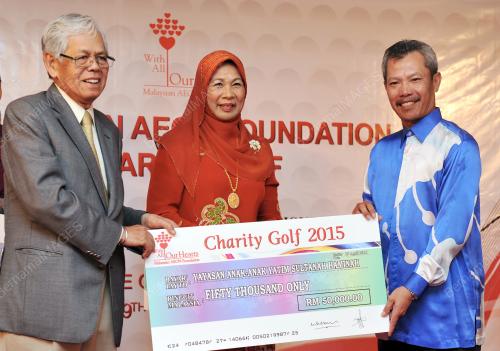 SG07_29042015_AEON_GOLF