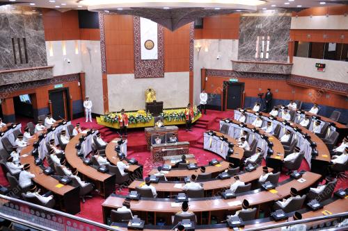 SG07_30032015_SIDANG_DUN