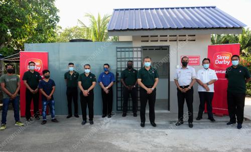MAJLIS PERJUMPAAN MENTERI SUMBER MANUSIA BERSAMA PEKERJA LADANG