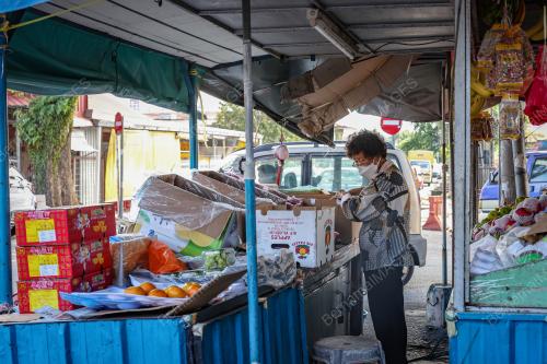 PELITUP MUKA PREMIS MAKANAN