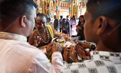 SAMBUTAN HARI DEEPAVALI