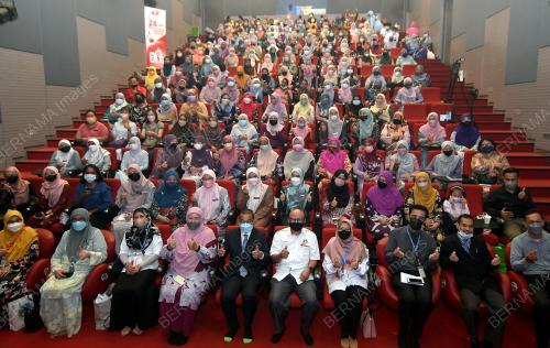 MESYUARAT TOWNHALL HFMD