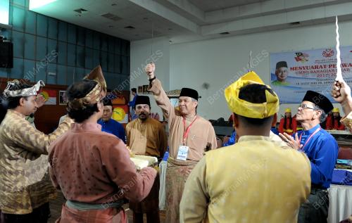 SG08_02092012_RASMI_MESYUARAT
