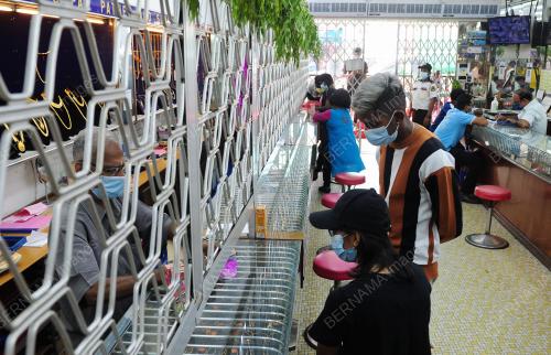 TINJAUAN PERSIAPAN PERAYAAN DEEPAVALI