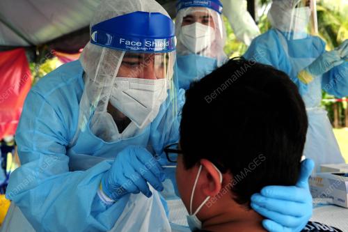PROSES SARINGAN COVID-19 SECARA PERCUMA