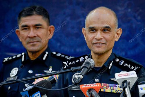DATUK SHAZELI KAHAR
