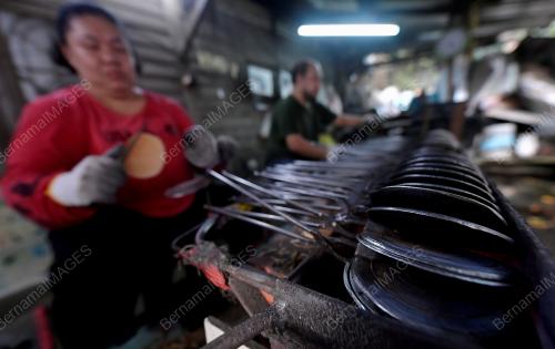 KUIH TRADISIONAL MASYARAKAT CINA