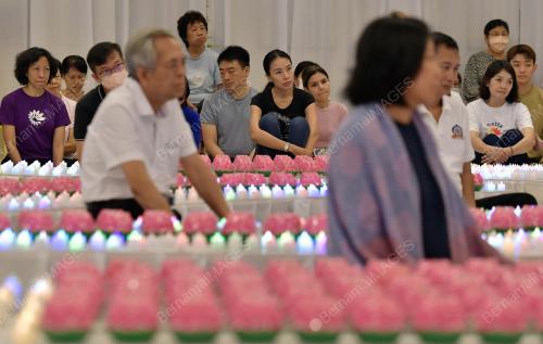 PERSIAPAN SAMBUTAN HARI WESAK