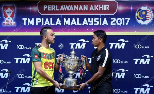 SG08_03112017_PIALA_MALAYSIA_BN201711020220