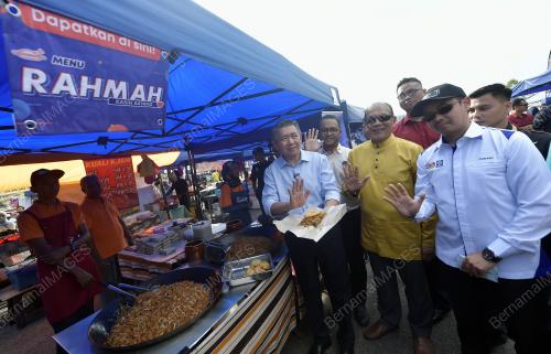 DATUK SERI SALAHUDDIN AYUB